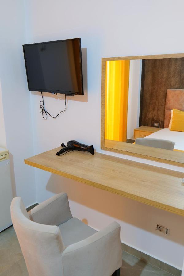 Hotel Adi-Vera Σαράντα Εξωτερικό φωτογραφία