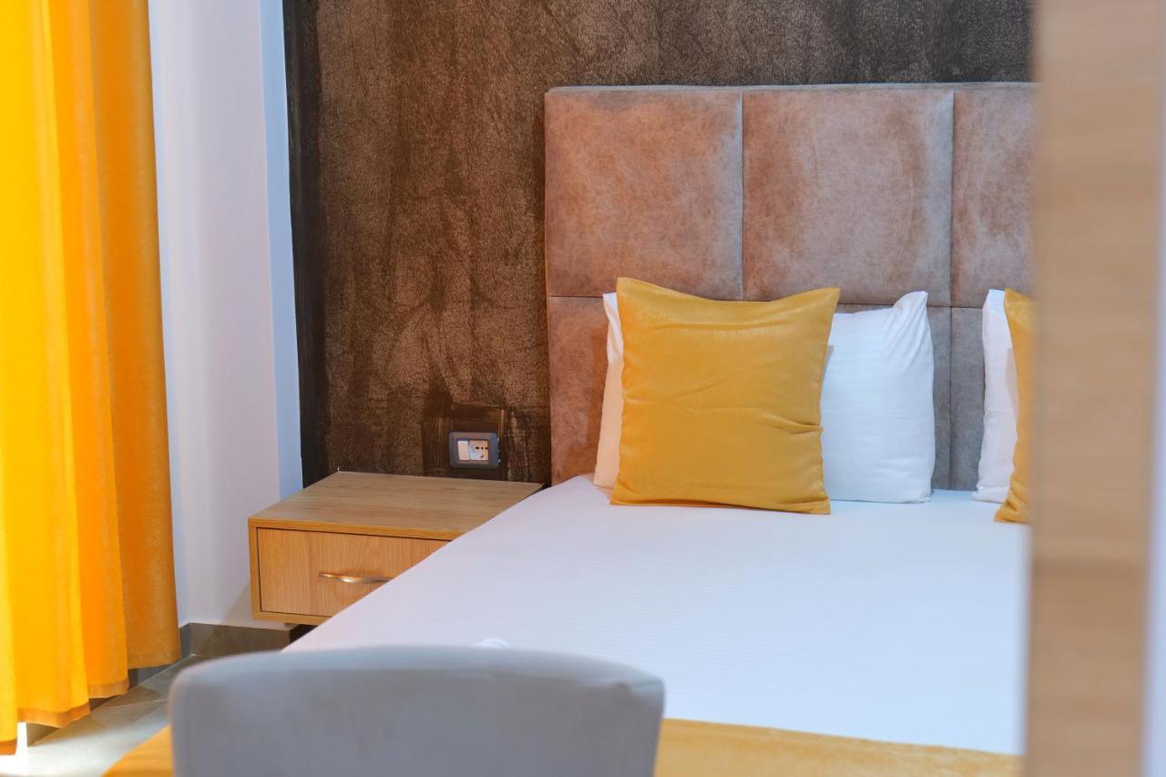 Hotel Adi-Vera Σαράντα Εξωτερικό φωτογραφία