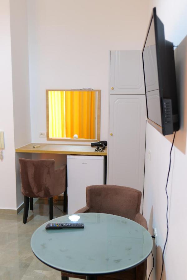 Hotel Adi-Vera Σαράντα Εξωτερικό φωτογραφία